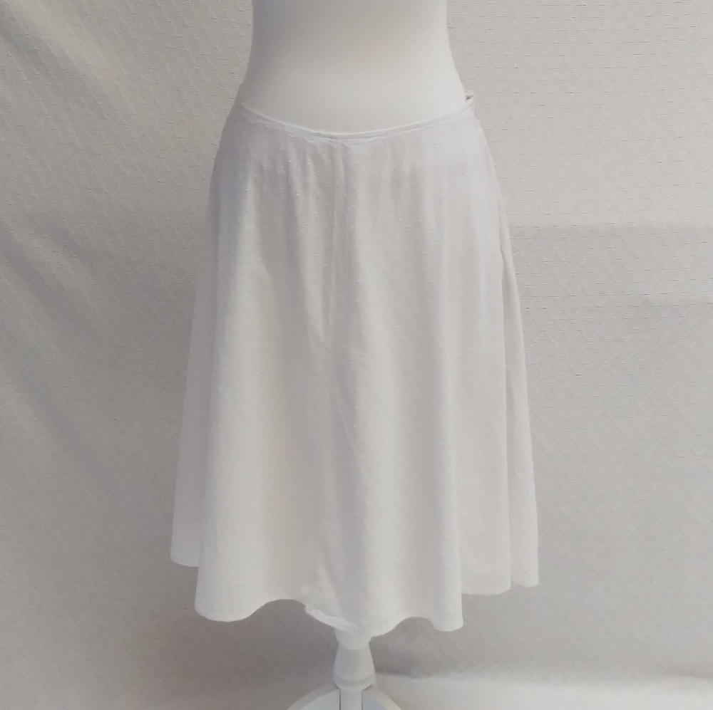 St. John's Bay White Dotted Cotton Skirt